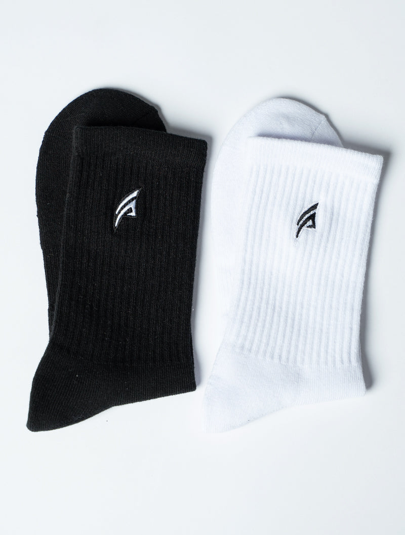 電繡LOGO中筒襪 (白) - AROAK 機能健身服飾 | 專為健人打造
