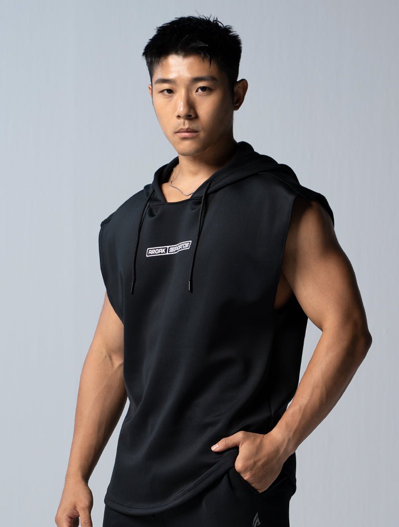 AirFlex™ 連帽寬肩背心 (黑) - AROAK 機能健身服飾 | 專為健人打造