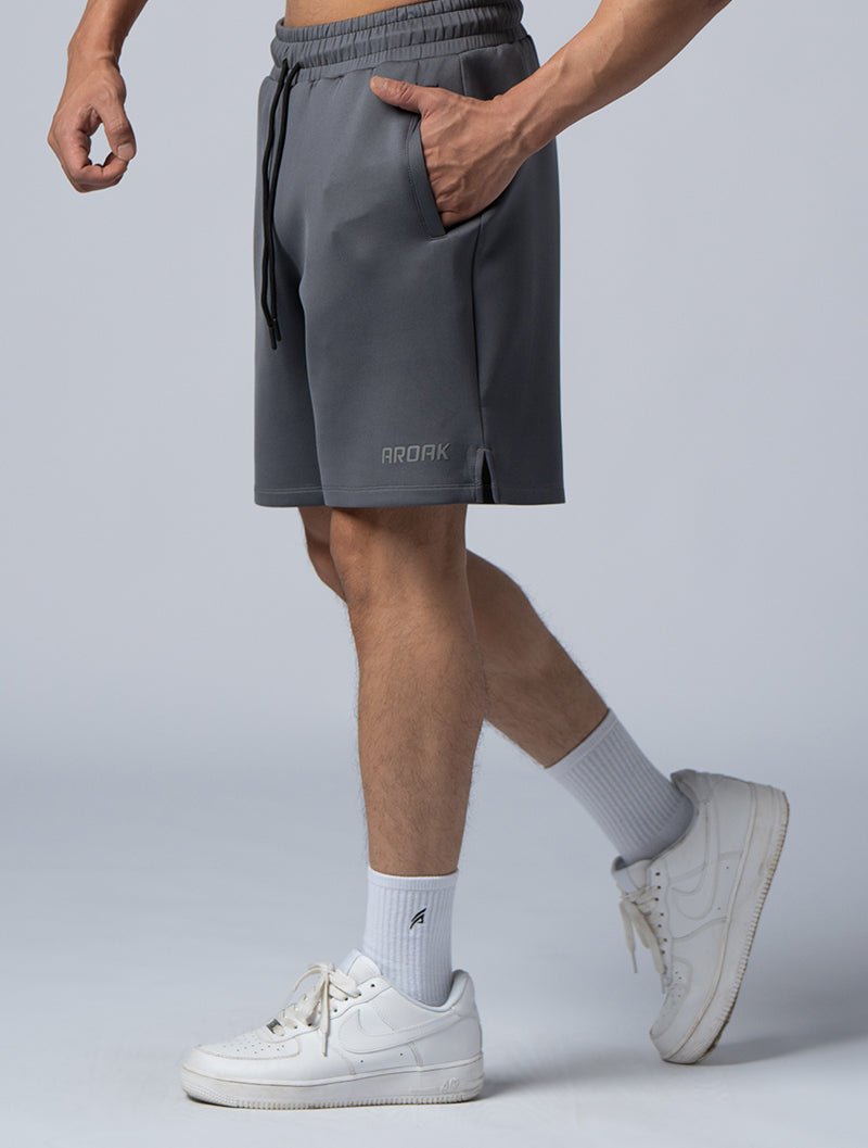 AirFlex™ 寬版機能開岔訓練短褲 (鐵灰) - AROAK 機能健身服飾 | 專為健人打造