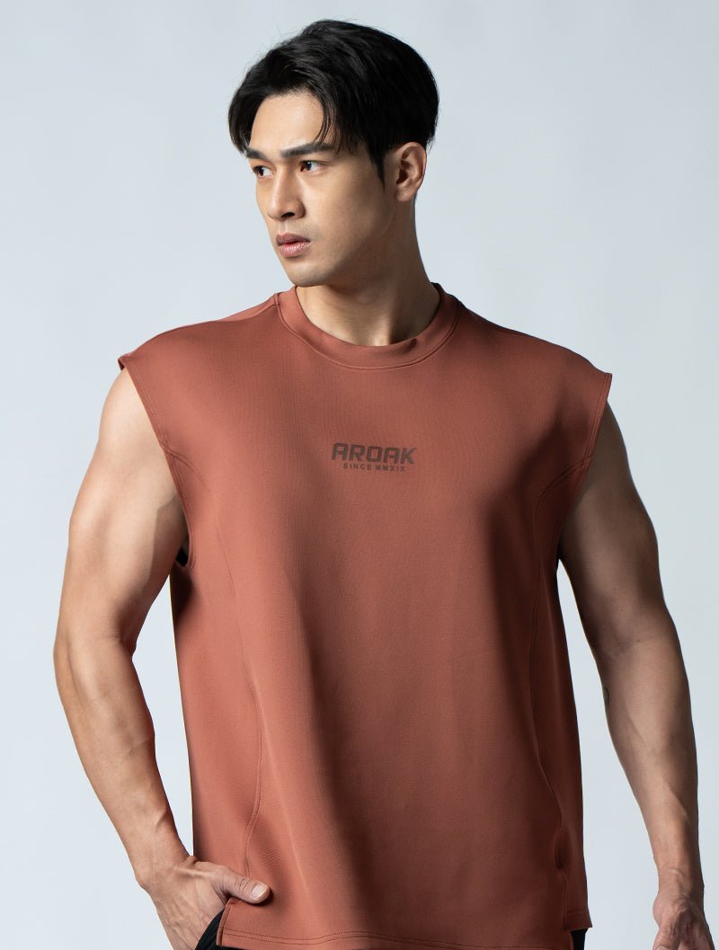 AirFlex™ 立體剪裁寬肩背心 (磚紅) - AROAK 機能健身服飾 | 專為健人打造