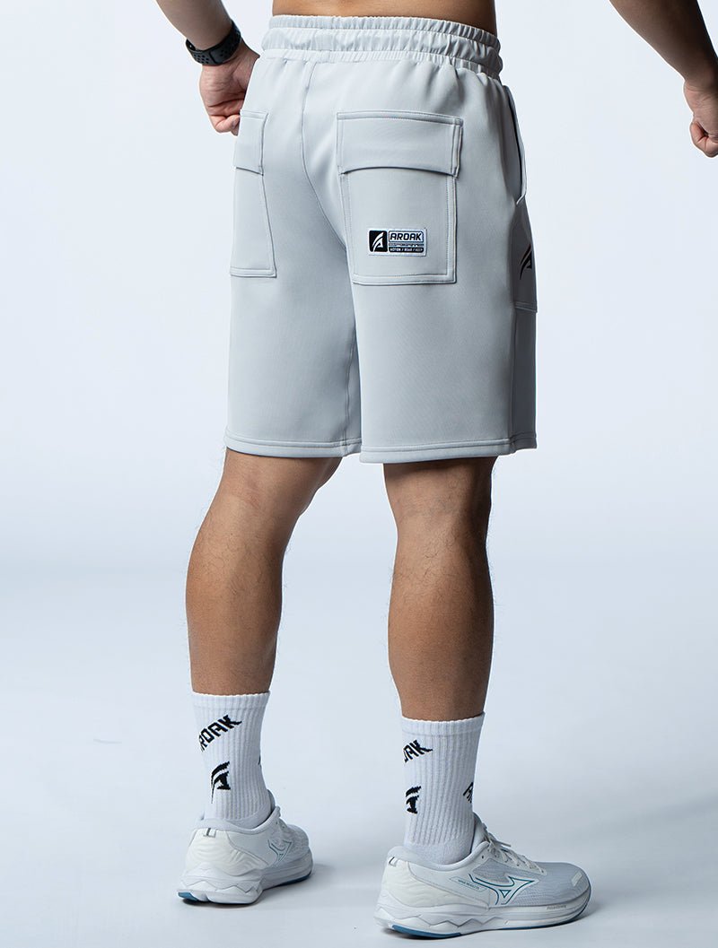AirFlex™ 極限之巔訓練短褲 (淺灰) - AROAK 機能健身服飾 | 專為健人打造