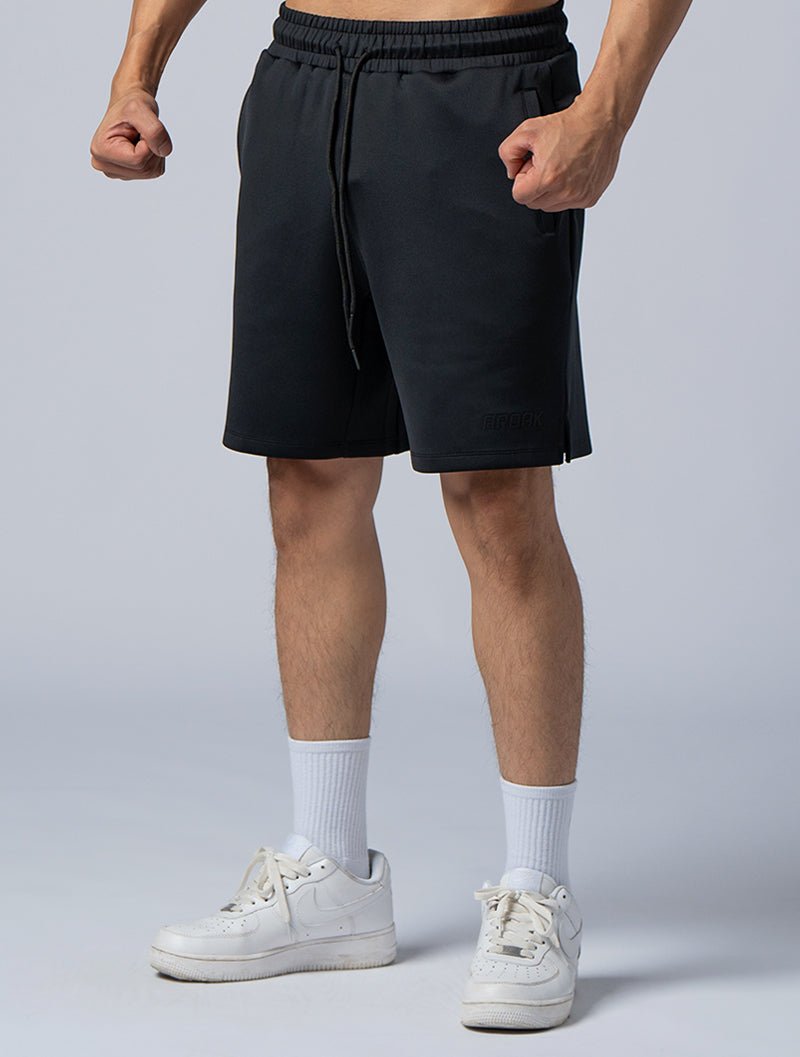 AirFlex™ 寬版機能開岔訓練短褲 (黑) - AROAK 機能健身服飾 | 專為健人打造