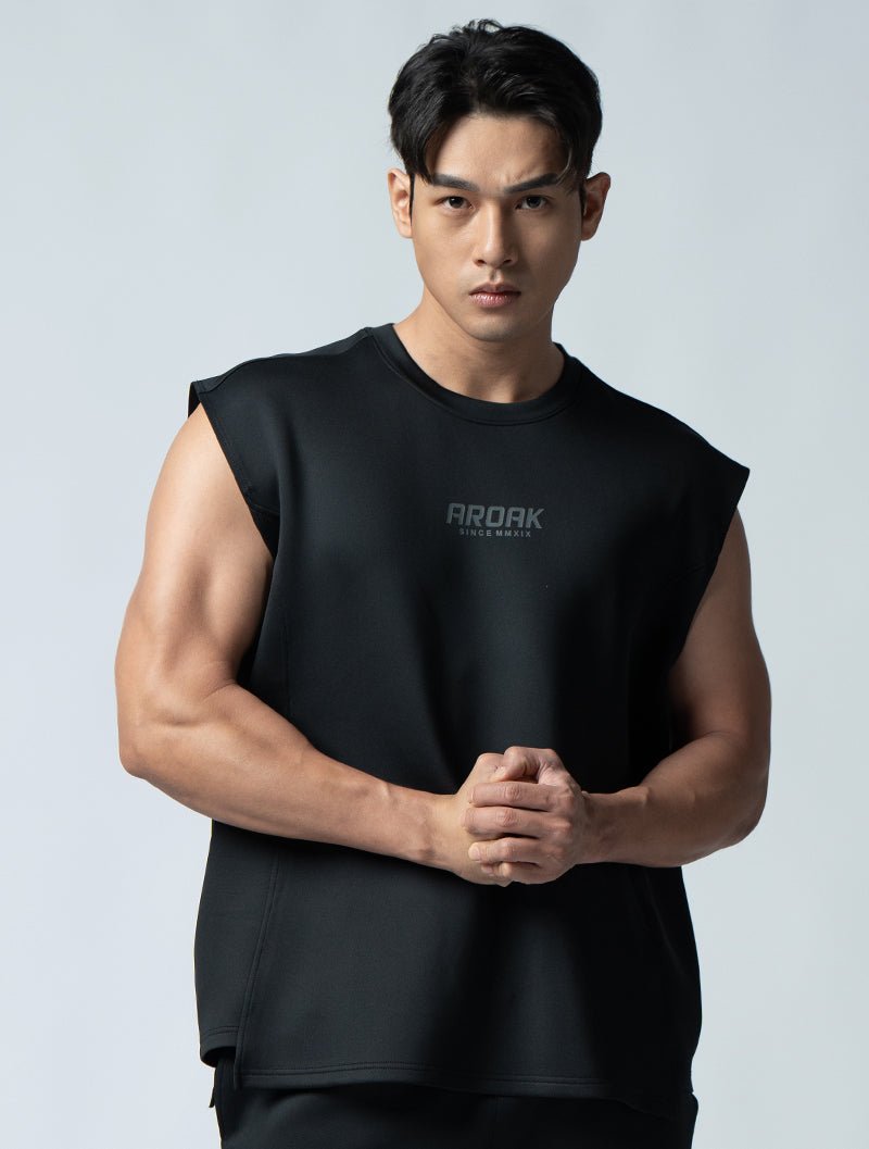AirFlex™ 立體剪裁寬肩背心 (黑) - AROAK 機能健身服飾 | 專為健人打造