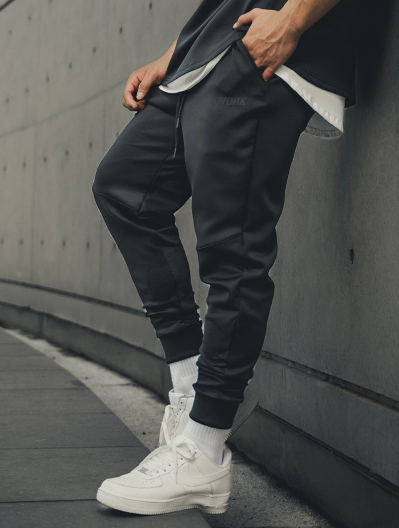 AirFlex™ 機能基礎訓練長褲 (鐵灰) - AROAK 機能健身服飾 | 專為健人打造