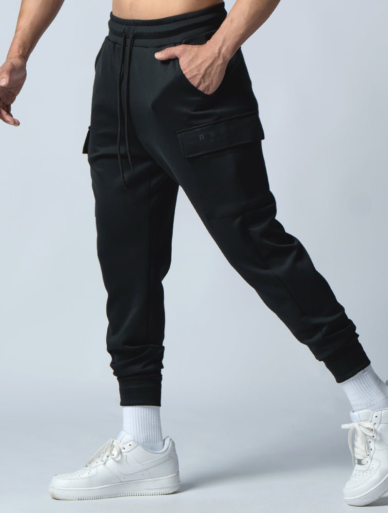 AirFlex™ 磁釦機能口袋訓練長褲 (黑) - AROAK 機能健身服飾 | 專為健人打造