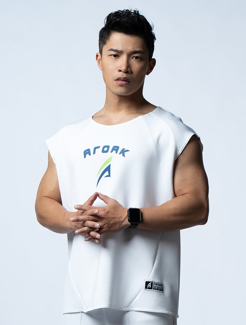 AirFlex™ 征服之道寬肩背心 (白) - AROAK 機能健身服飾 | 專為健人打造