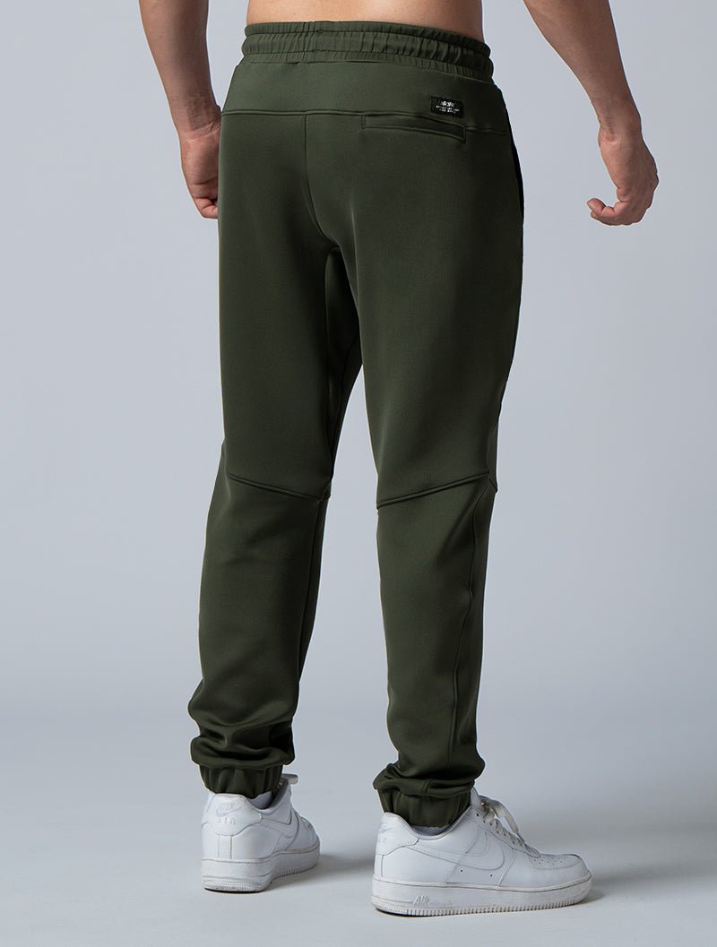 AirFlex™寬鬆剪接束口長褲 (墨綠) - AROAK 機能健身服飾 | 專為健人打造