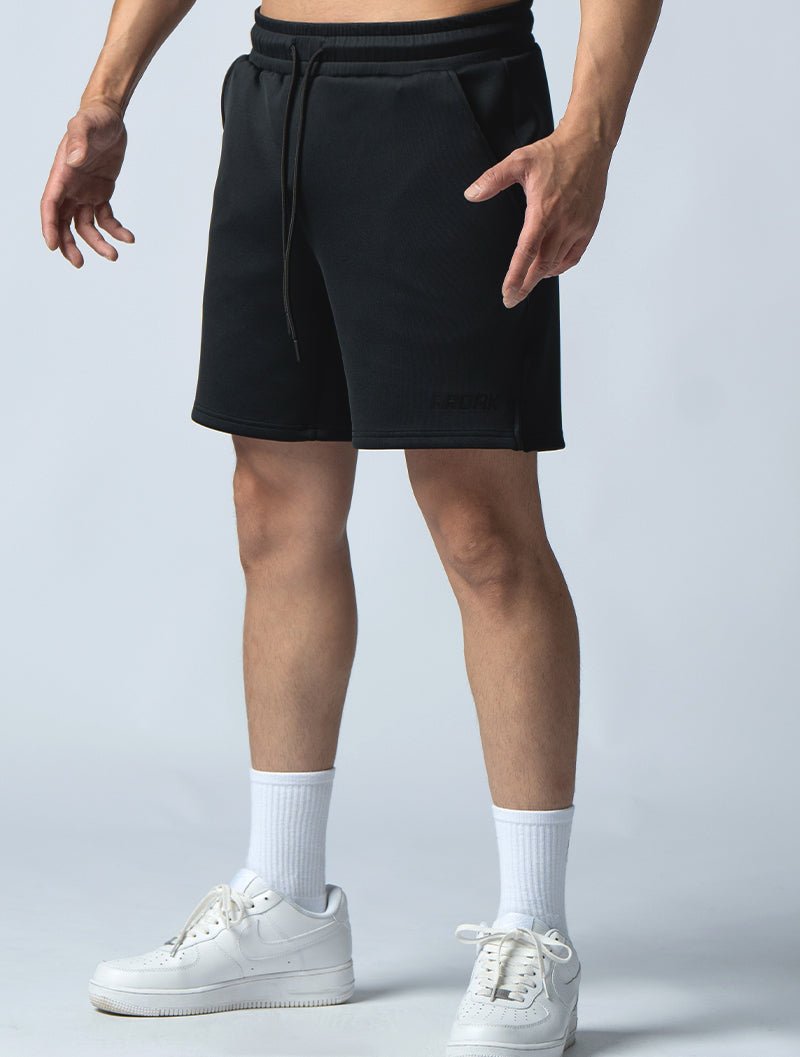 AirFlex™ 機能開岔訓練短褲 (黑) - AROAK 機能健身服飾 | 專為健人打造