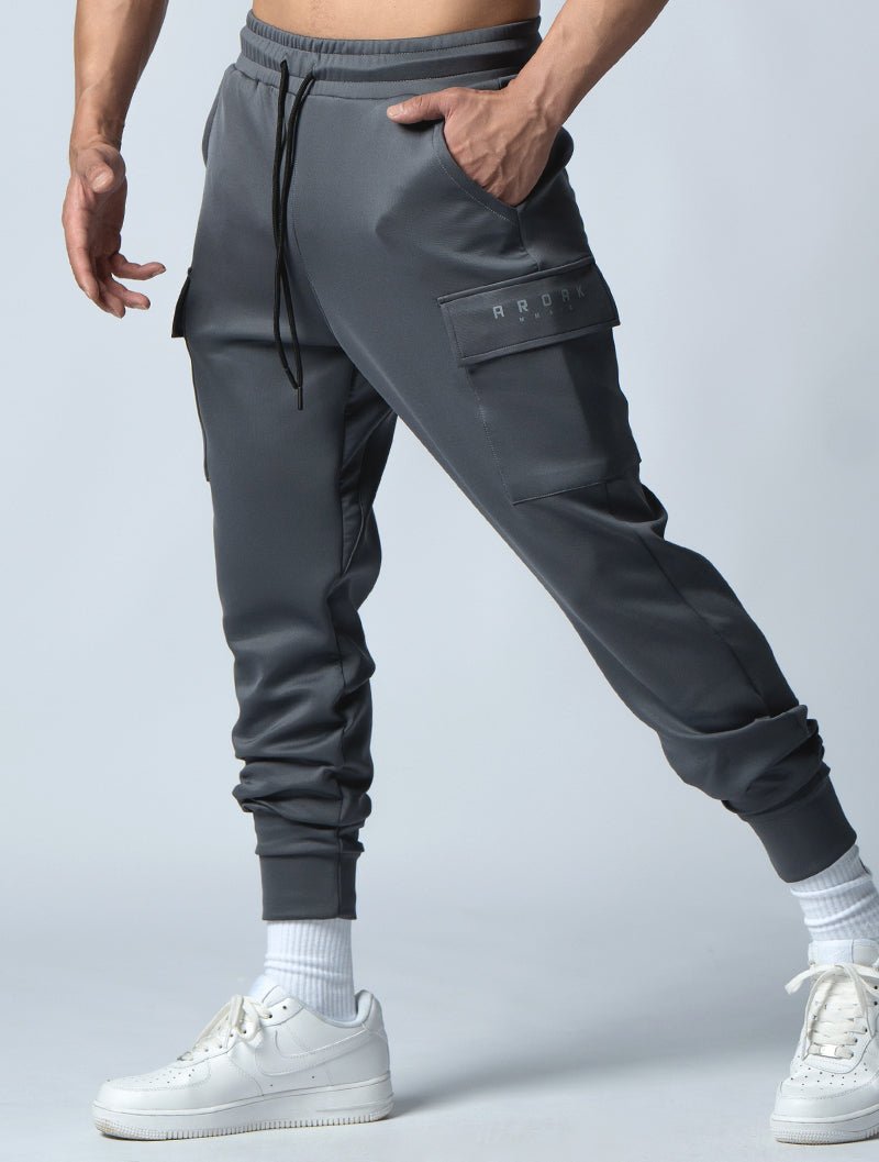 AirFlex™ 磁釦機能口袋訓練長褲 (鐵灰) - AROAK 機能健身服飾 | 專為健人打造