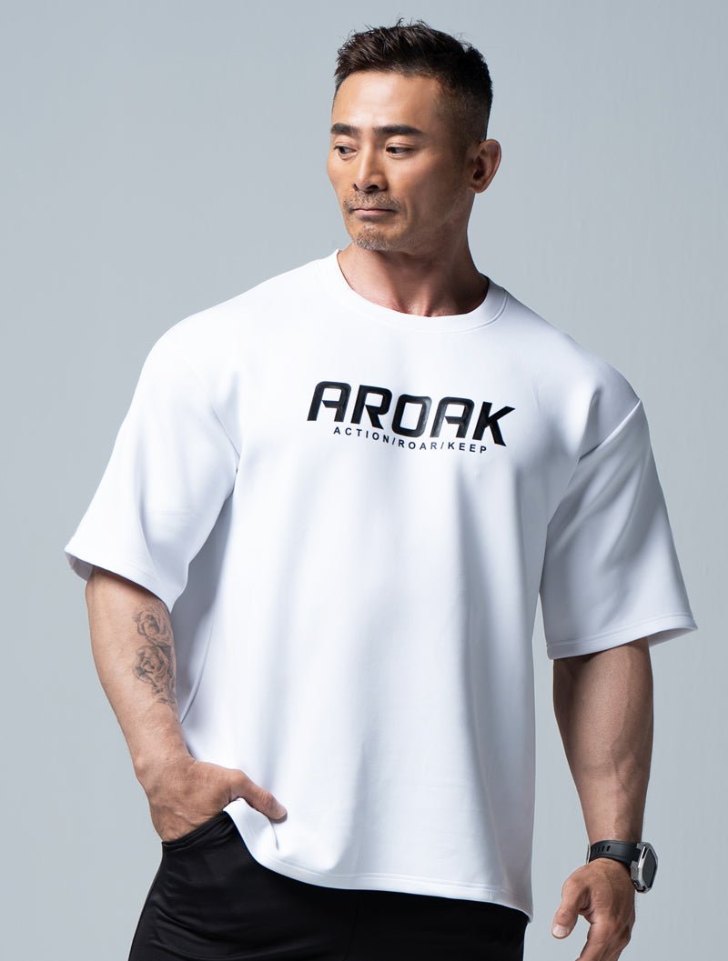 AirFlex™ AROAK OVERSIZED後袖剪接訓練上衣 (白) - AROAK 機能健身服飾 | 專為健人打造