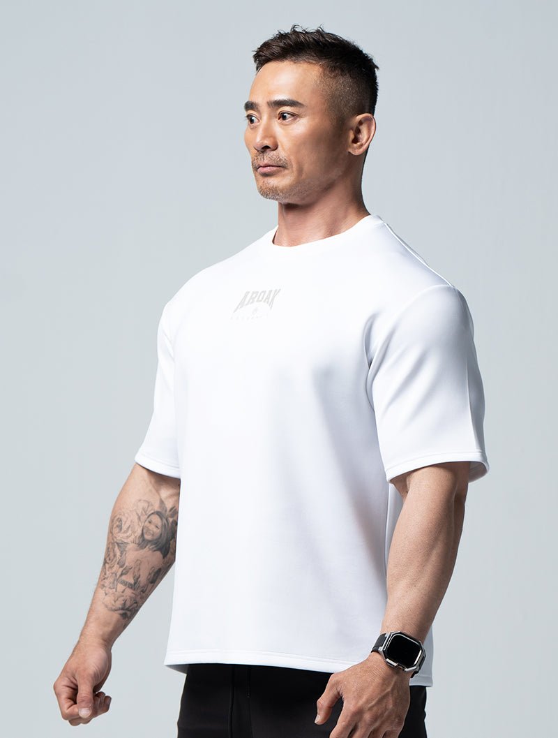 AirFlex™ 怒吼 OVERSIZED短袖上衣 (白) - AROAK 機能健身服飾 | 專為健人打造