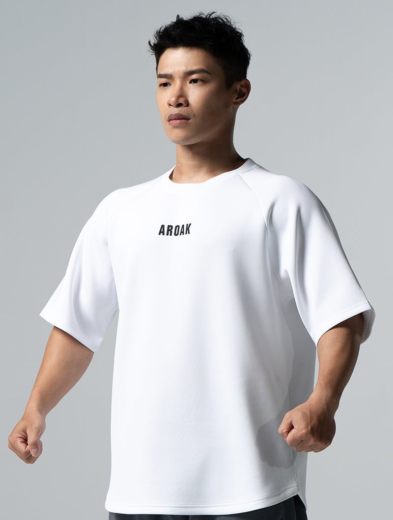 AirFlex™ OVERSIZED 戰神之巔拉克蘭袖上衣 (白) - AROAK 機能健身服飾 | 專為健人打造