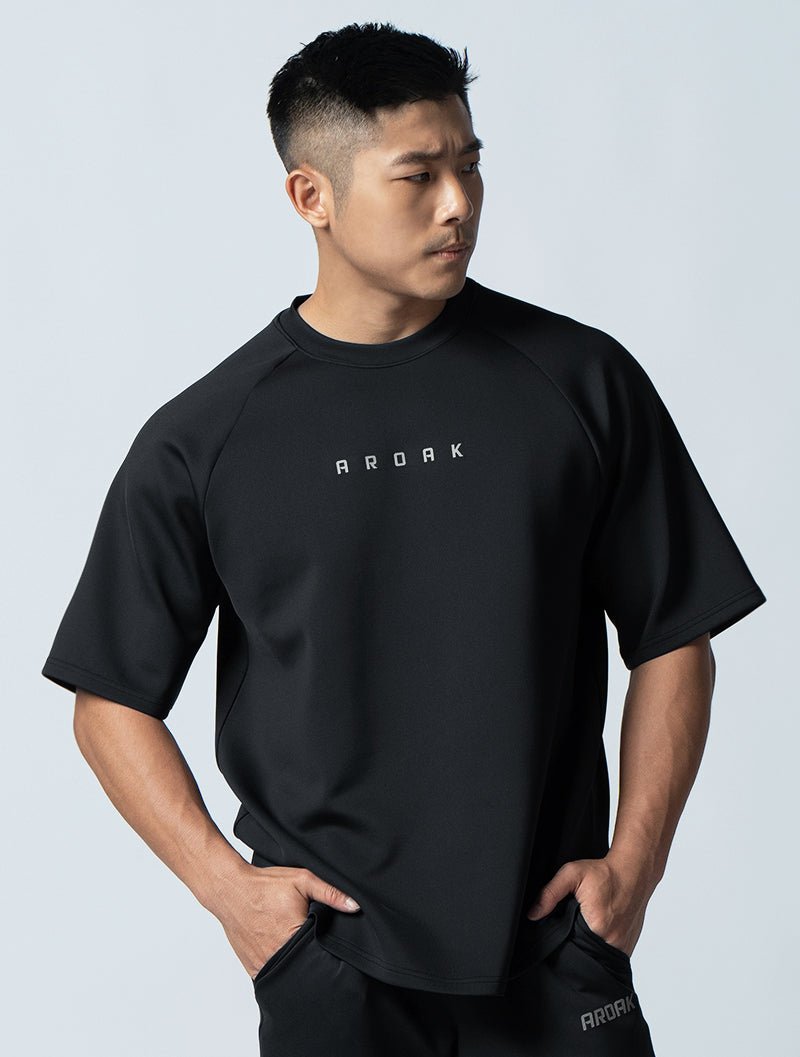 AirFlex™ OVERSIZED拉克蘭袖上衣 (經典黑) - AROAK 機能健身服飾 | 專為健人打造