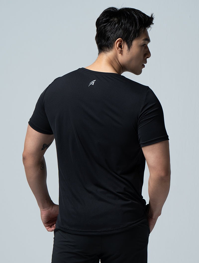 Airy™ 輕量機能疾速短袖上衣 (黑) - AROAK 機能健身服飾 | 專為健人打造