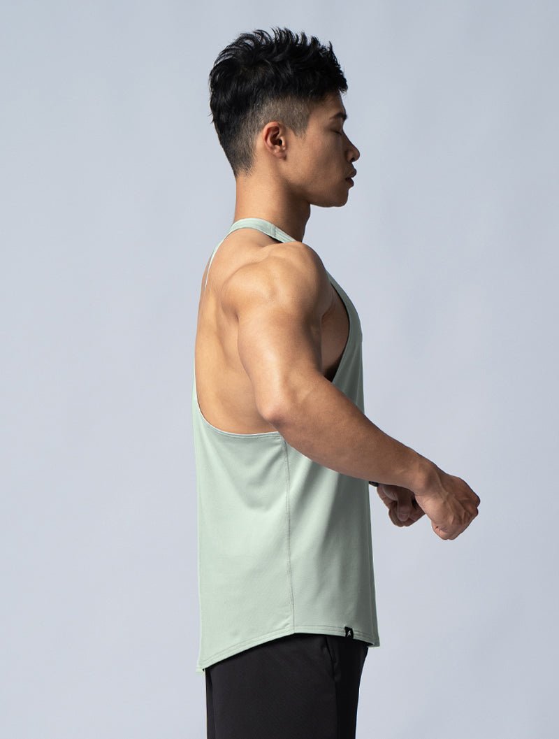 ArcTech™ 機能細肩挖背訓練背心 (淺灰綠) - AROAK 機能健身服飾 | 專為健人打造