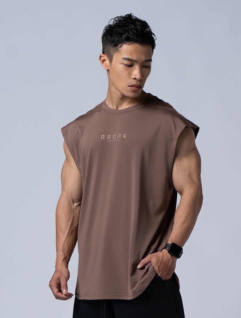 ArcTech™ 機能剪接寬版背心 (咖啡) - AROAK 機能健身服飾 | 專為健人打造