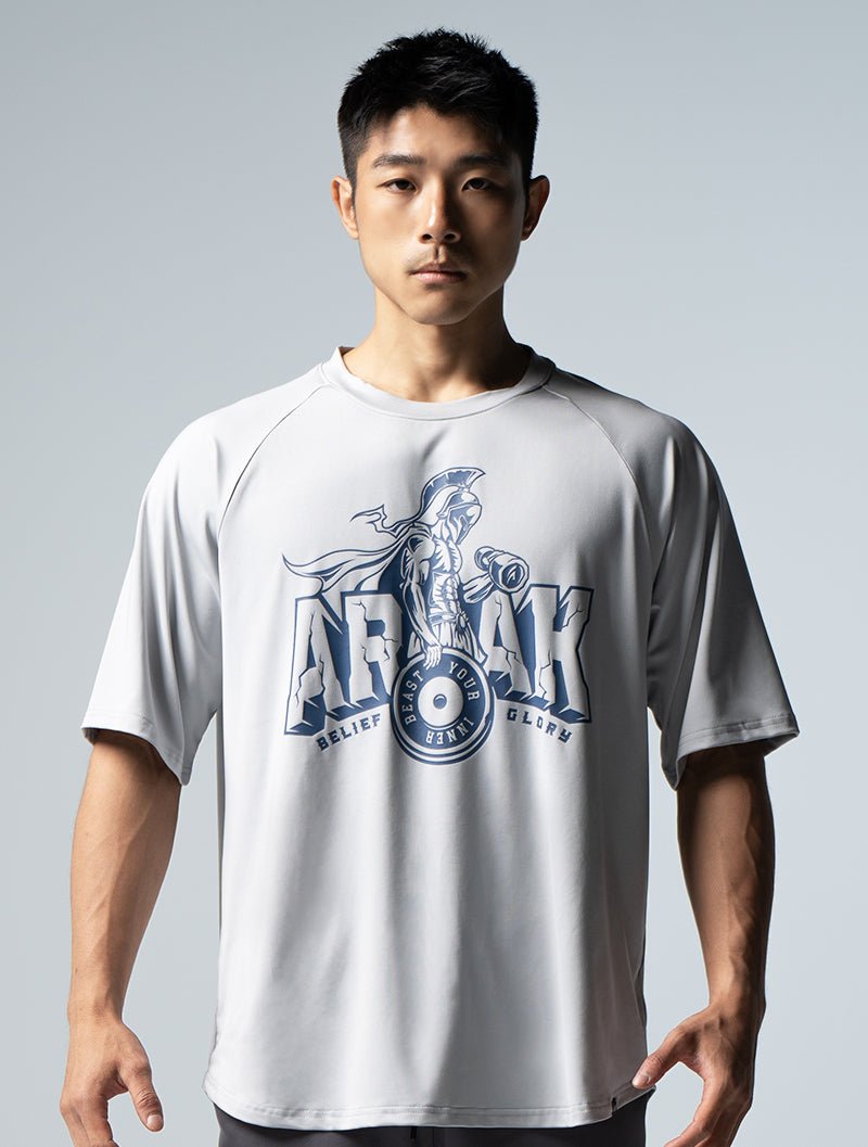 ArcTech™ 堅毅戰士寬版拉克蘭袖上衣 (淺灰) - AROAK 機能健身服飾 | 專為健人打造