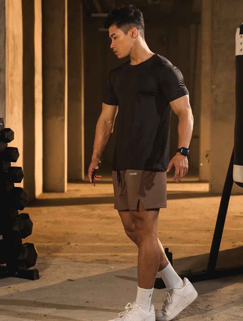 ArcTech™ 機能訓練上衣 (酒紅) - AROAK 機能健身服飾 | 專為健人打造