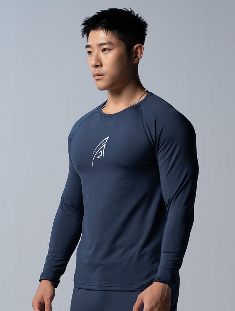 ArcTech™ 極簡核心拉克蘭袖機能上衣 (深藍) - AROAK 機能健身服飾 | 專為健人打造