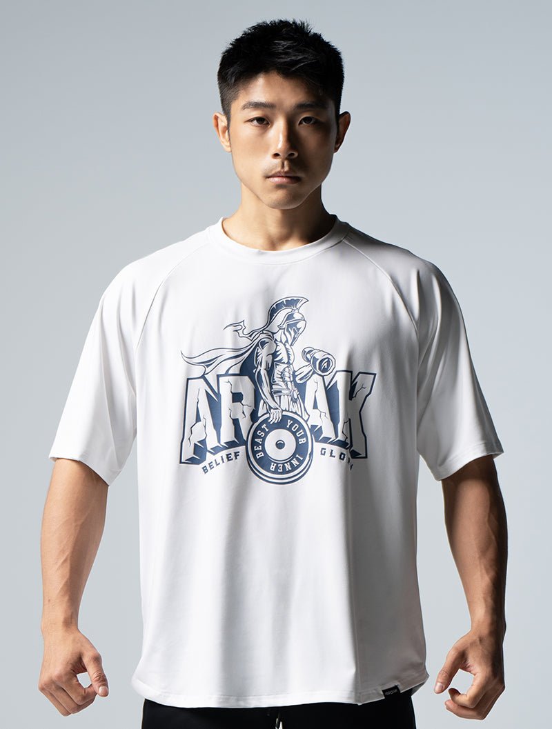 ArcTech™ 堅毅戰士寬版拉克蘭袖上衣 (白) - AROAK 機能健身服飾 | 專為健人打造