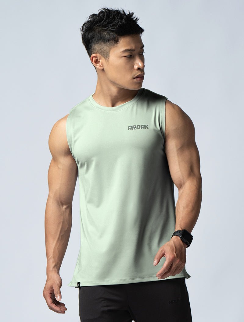 ArcTech™ 機能寬肩訓練背心 (淺灰綠) - AROAK 機能健身服飾 | 專為健人打造
