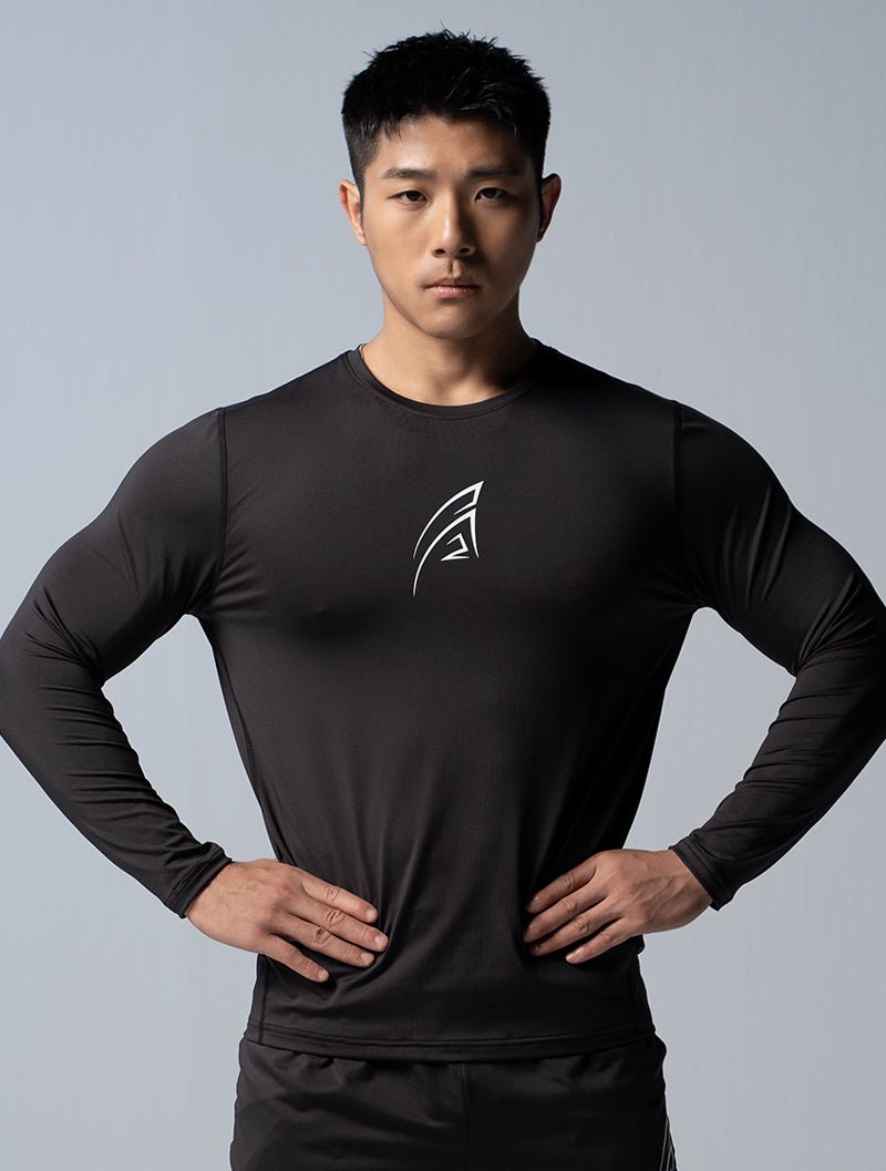 ArcTech™ 流線核心機能上衣 (黑) - AROAK 機能健身服飾 | 專為健人打造