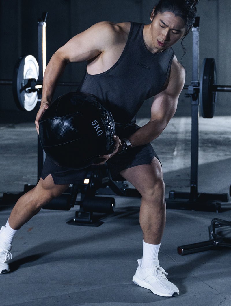 ArcTech™ 機能圓弧健身背心 (酒紅) - AROAK 機能健身服飾 | 專為健人打造