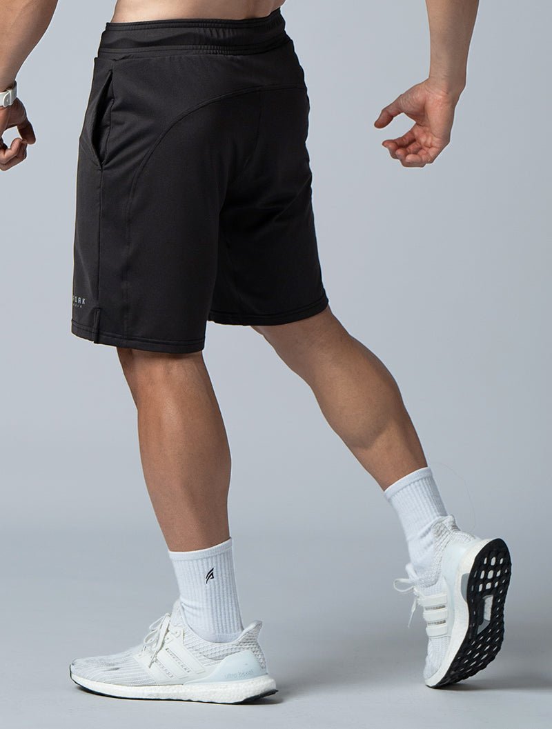 ArcTech™ - BTH機能弧形拼接短褲 (黑) - AROAK 機能健身服飾 | 專為健人打造