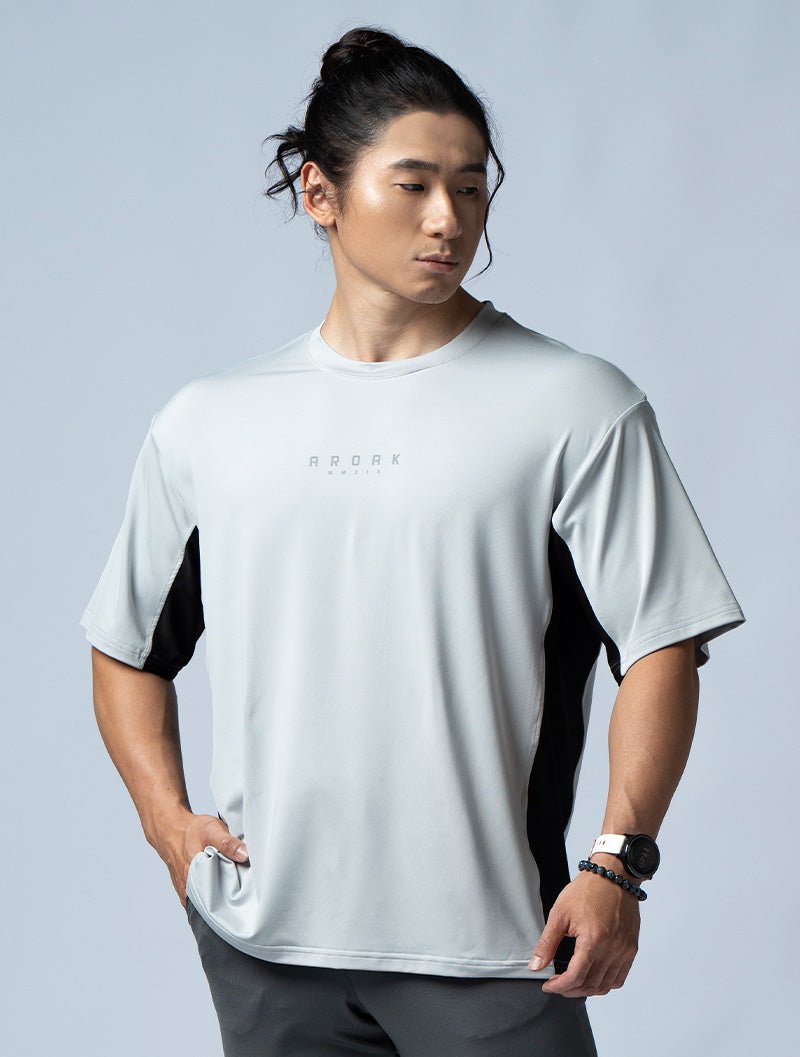ArcTech™ - BTH OVERSIZED拼接短袖上衣 (淺灰) - AROAK 機能健身服飾 | 專為健人打造