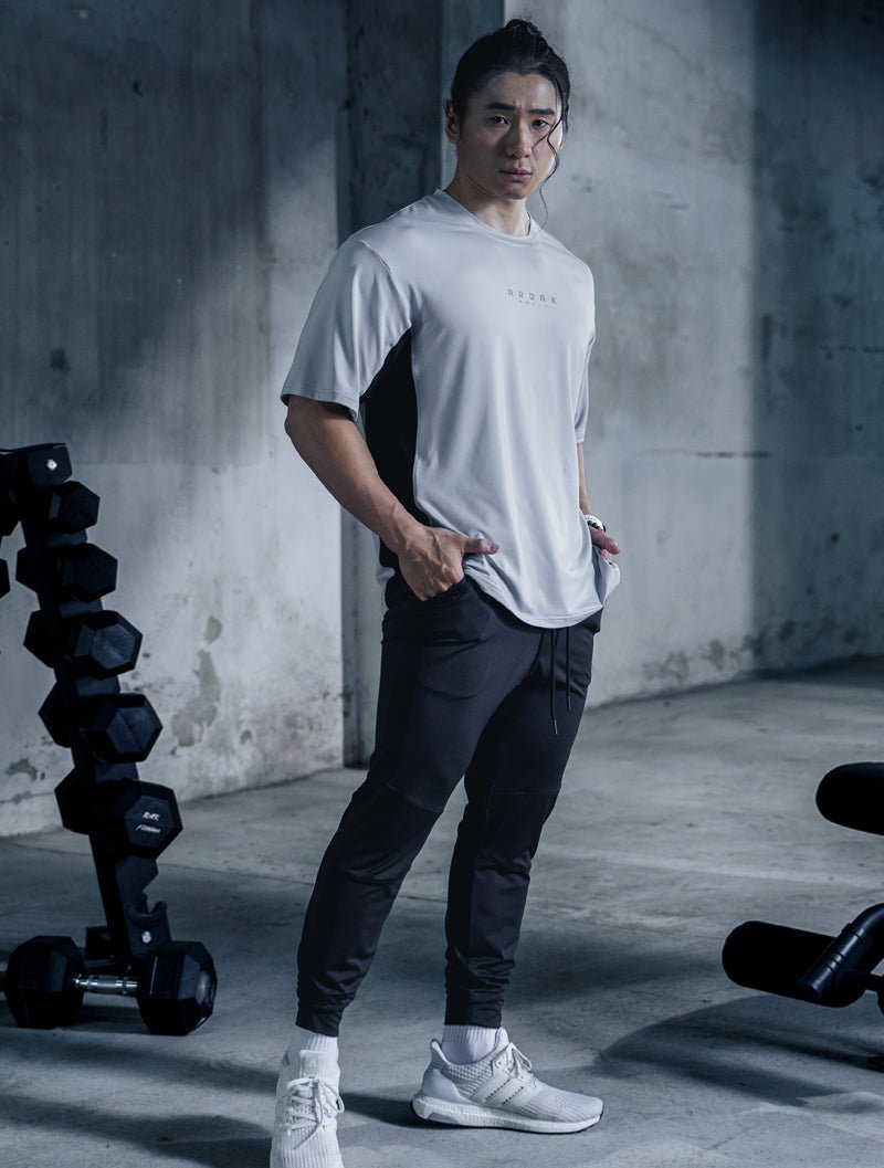 ArcTech™ - BTH OVERSIZED拼接短袖上衣 (淺灰) - AROAK 機能健身服飾 | 專為健人打造