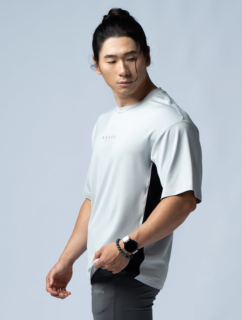 ArcTech™ - BTH OVERSIZED拼接短袖上衣 (淺灰) - AROAK 機能健身服飾 | 專為健人打造