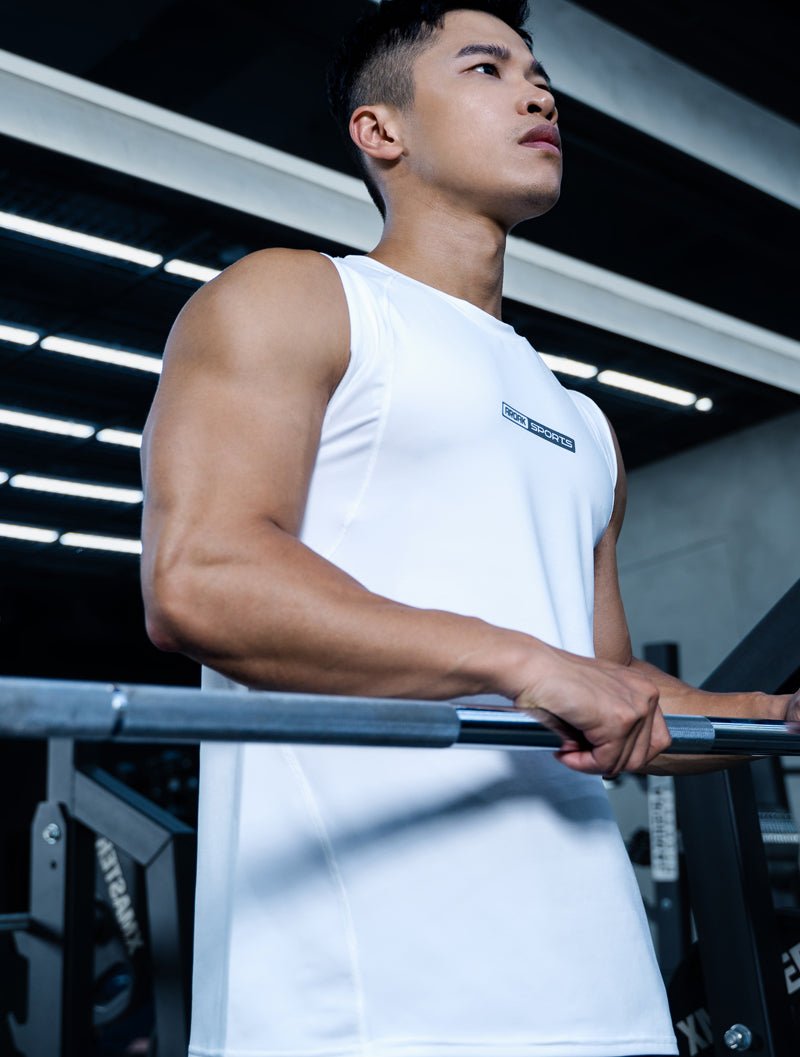 ArcTech™ Elite寬肩剪接訓練背心 (鐵灰) - AROAK 機能健身服飾 | 專為健人打造