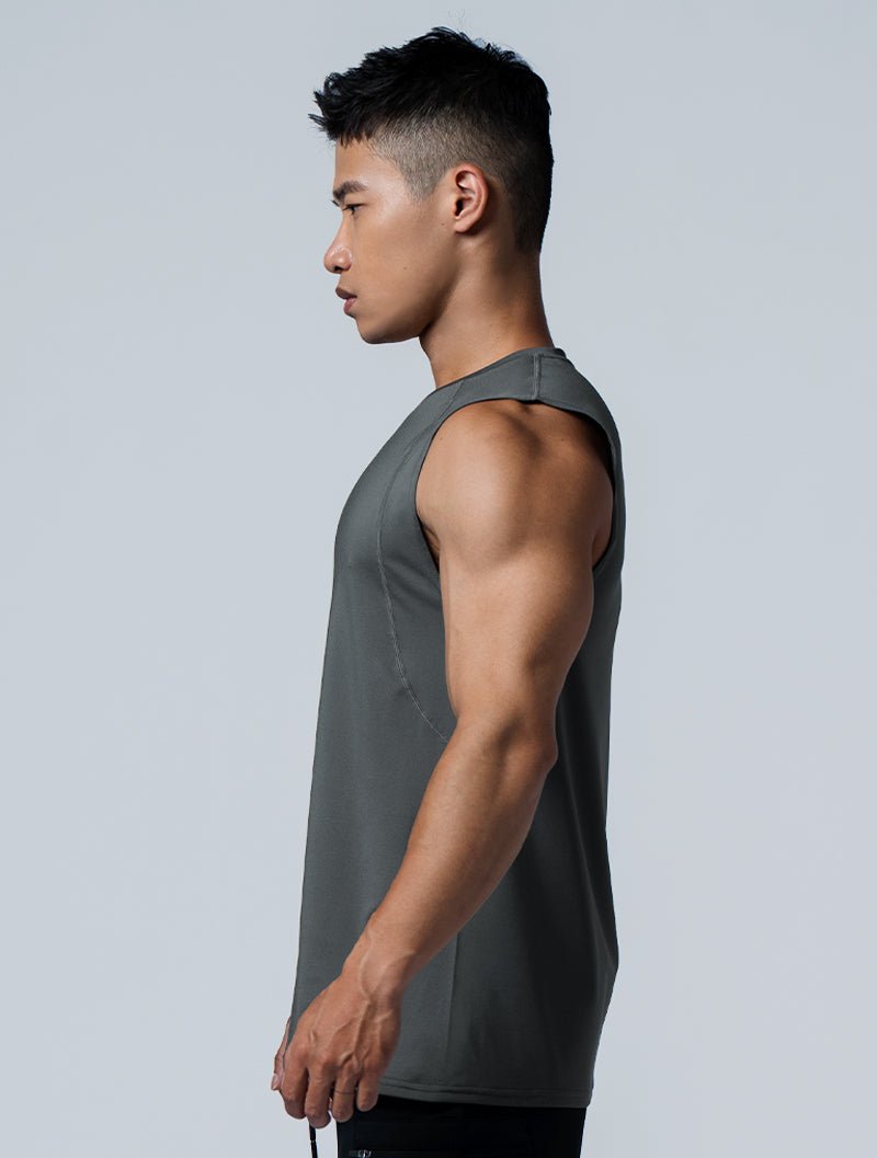 ArcTech™ Elite寬肩剪接訓練背心 (鐵灰) - AROAK 機能健身服飾 | 專為健人打造