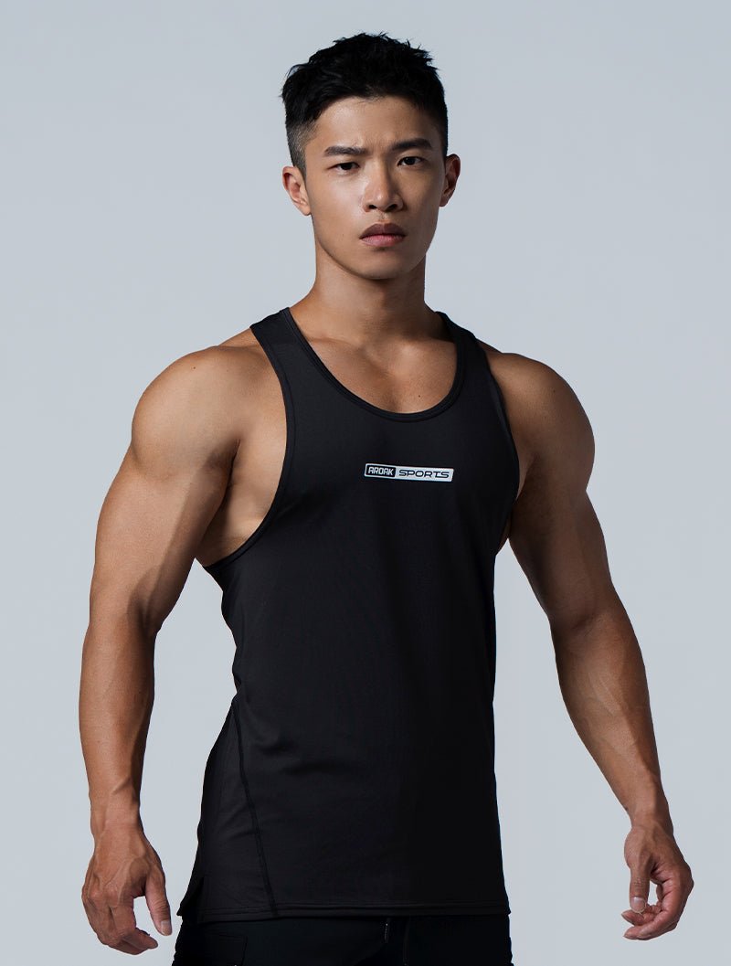 ArcTech™ Elite剪接挖背訓練背心 (黑) - AROAK 機能健身服飾 | 專為健人打造