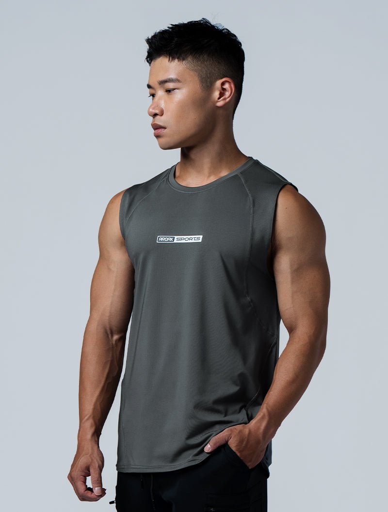 ArcTech™ Elite寬肩剪接訓練背心 (鐵灰) - AROAK 機能健身服飾 | 專為健人打造