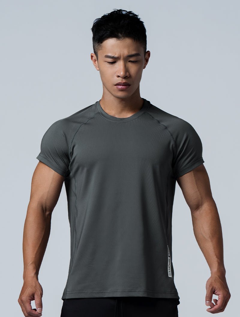 ArcTech™ Elite拉克蘭袖弧襬短袖上衣 (鐵灰) - AROAK 機能健身服飾 | 專為健人打造