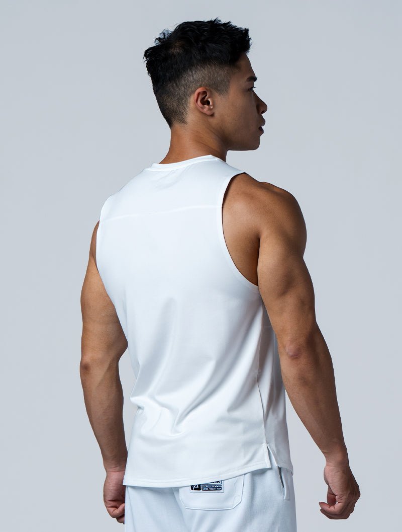 ArcTech™ Essential 剪接弧襬背心 (白) - AROAK 機能健身服飾 | 專為健人打造