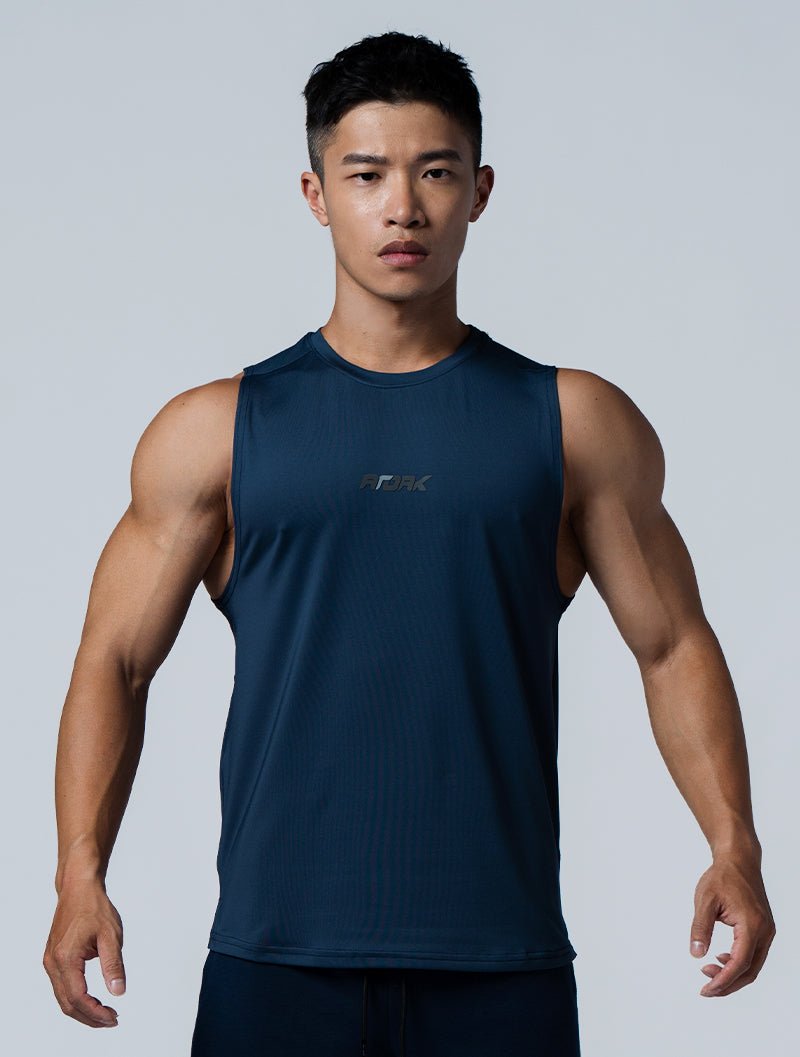 ArcTech™ Essential 剪接弧襬背心 (深藍) - AROAK 機能健身服飾 | 專為健人打造