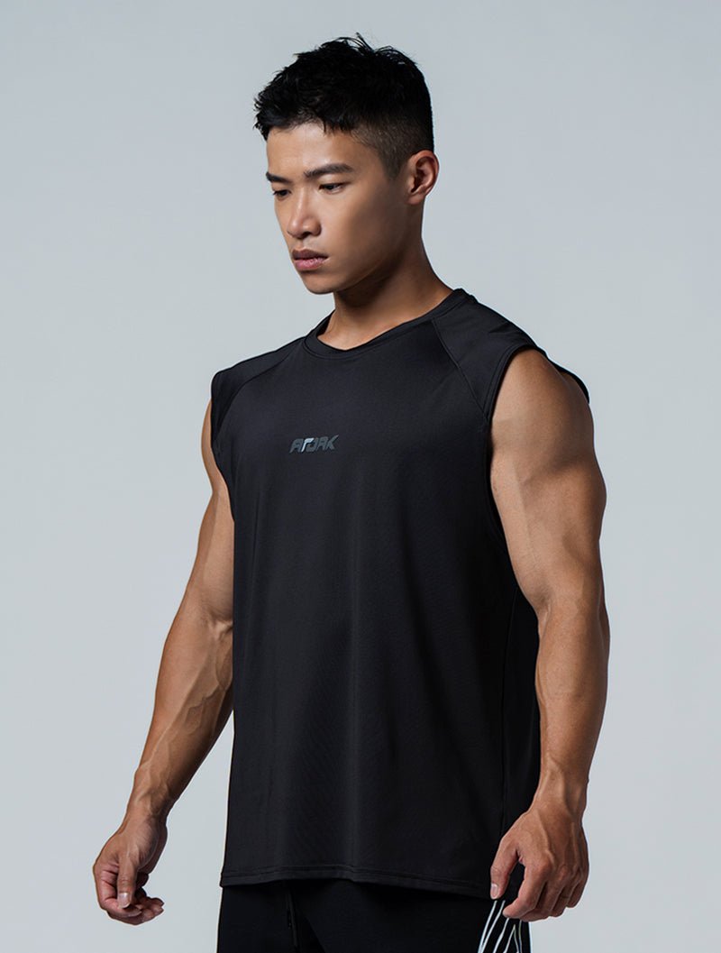 ArcTech™ Essential 寬肩剪接背心 (黑) - AROAK 機能健身服飾 | 專為健人打造