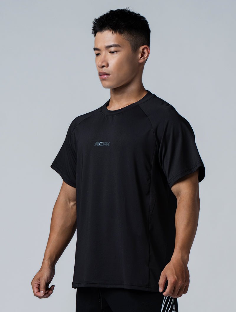 ArcTech™ Essential Oversized fit拉克蘭袖上衣 (黑) - AROAK 機能健身服飾 | 專為健人打造