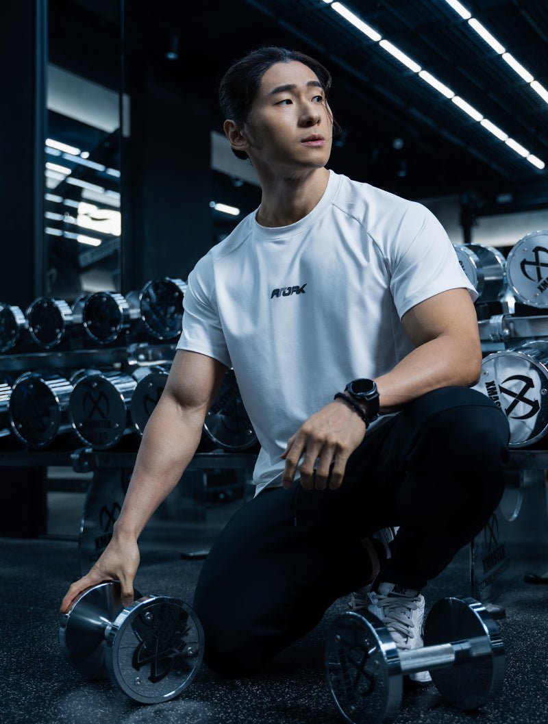 ArcTech™ Essential Oversized fit拉克蘭袖上衣 (黑) - AROAK 機能健身服飾 | 專為健人打造