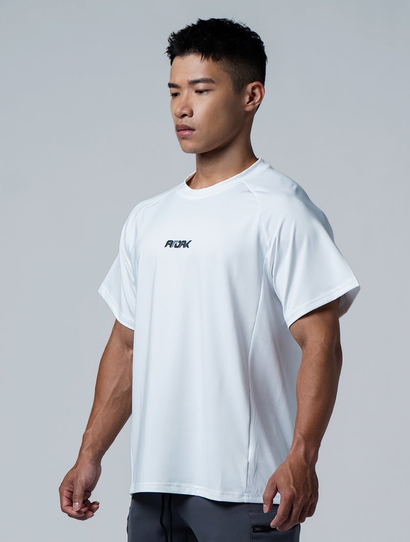 ArcTech™ Essential Oversized fit拉克蘭袖上衣 (白) - AROAK 機能健身服飾 | 專為健人打造
