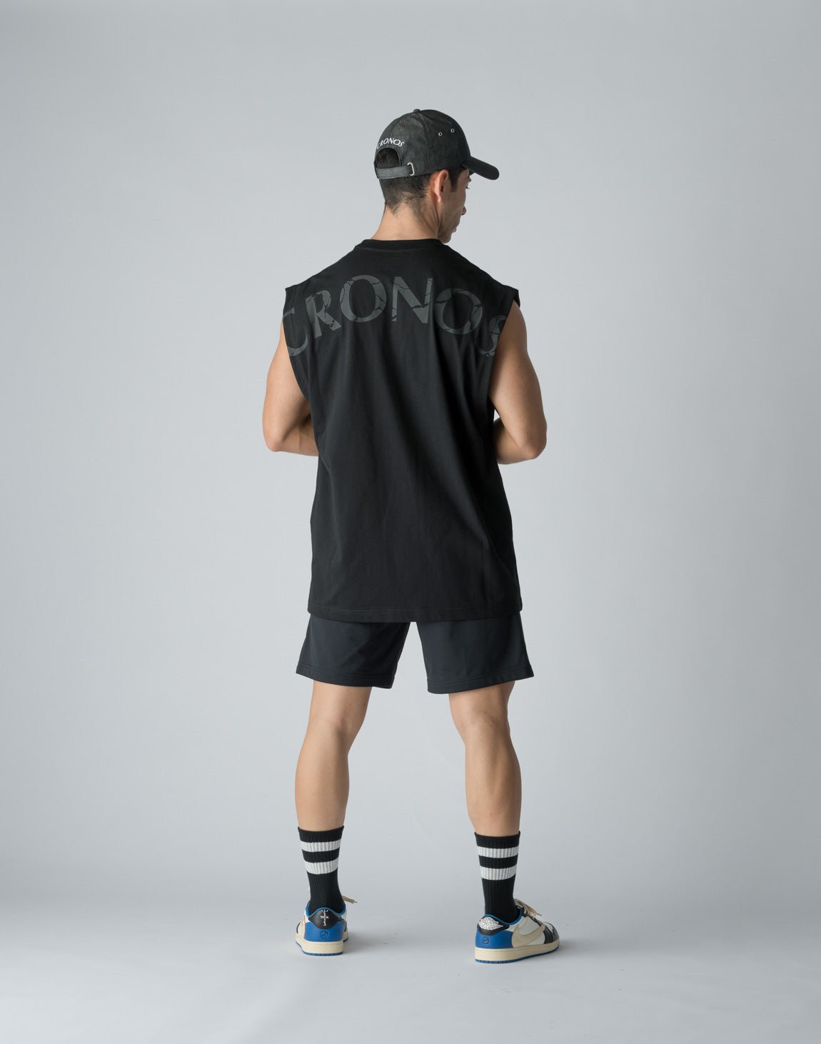 CRONOS 文字帽 (黑) - AROAK 機能健身服飾 | 專為健人打造