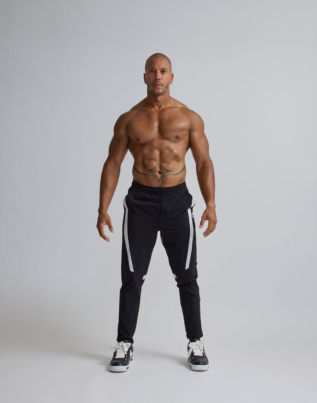 CRONOS 剪裁長褲 (黑) - AROAK 機能健身服飾 | 專為健人打造