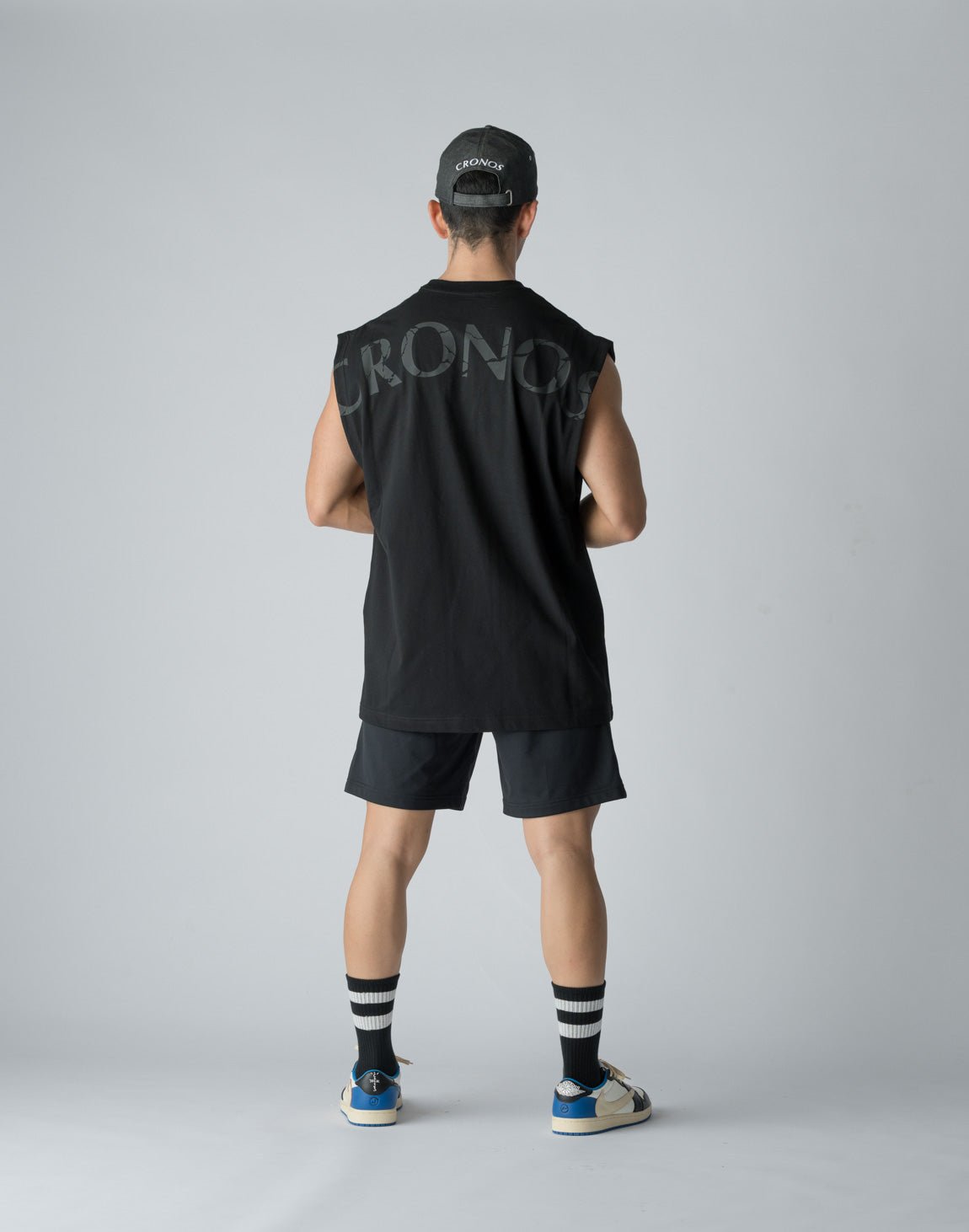 CRONOS 文字帽 (黑) - AROAK 機能健身服飾 | 專為健人打造