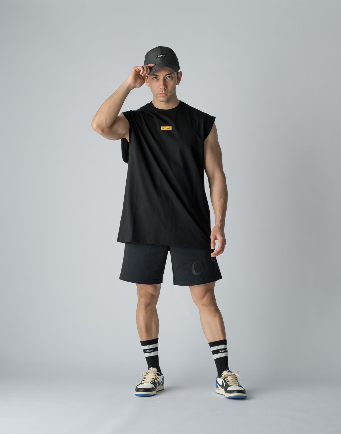 CRONOS 文字帽 (黑) - AROAK 機能健身服飾 | 專為健人打造