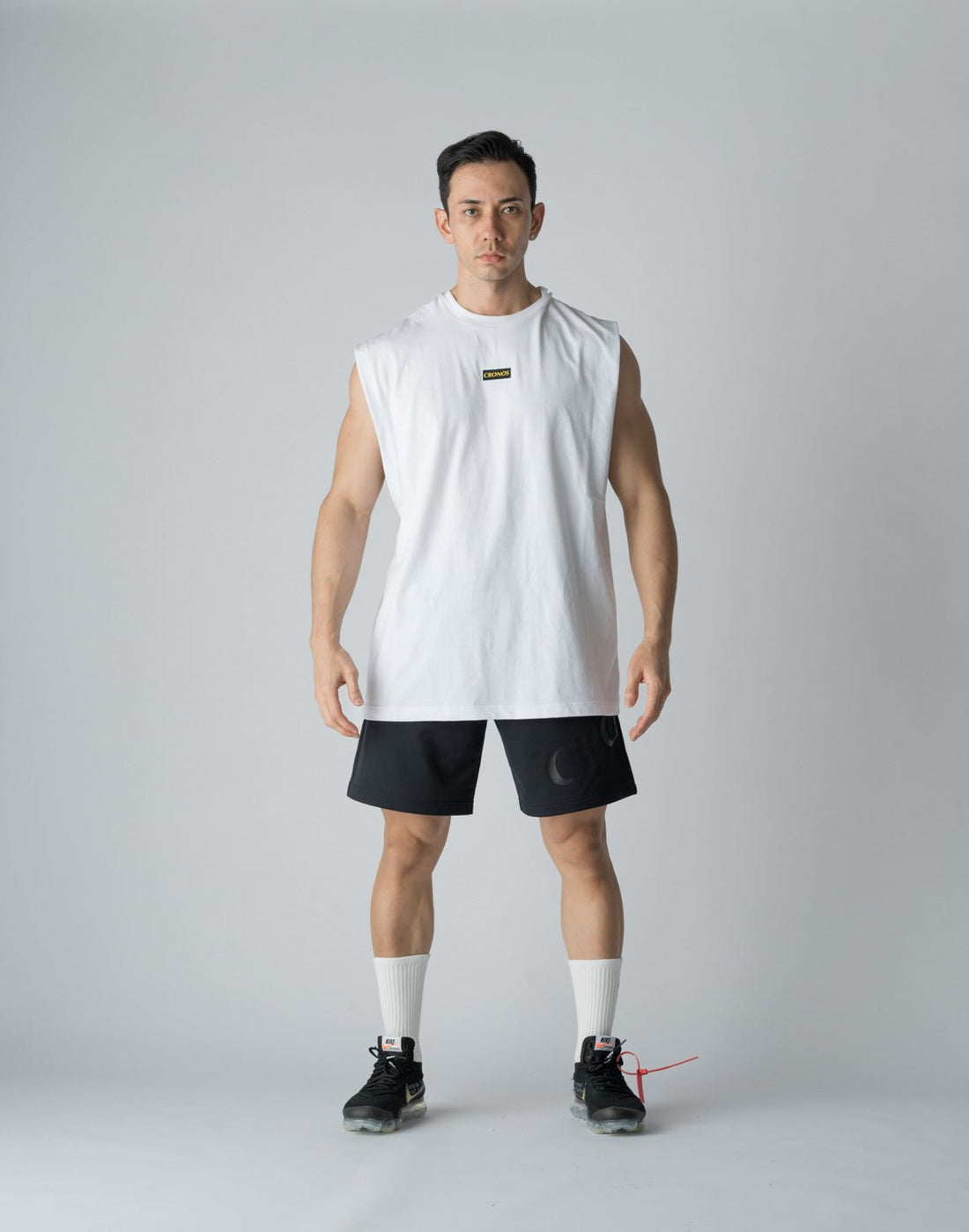 CRONOS 刺繡 BOXLOGO 無袖 (白) - AROAK 機能健身服飾 | 專為健人打造