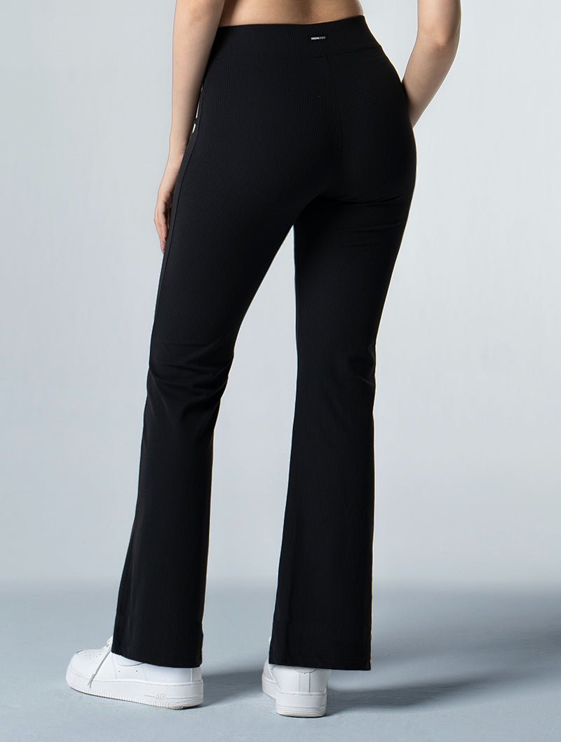 Curvy™ - RIB 前開衩喇叭休閒長褲 25 - 1 (黑) - AROAK 機能健身服飾 | 專為健人打造