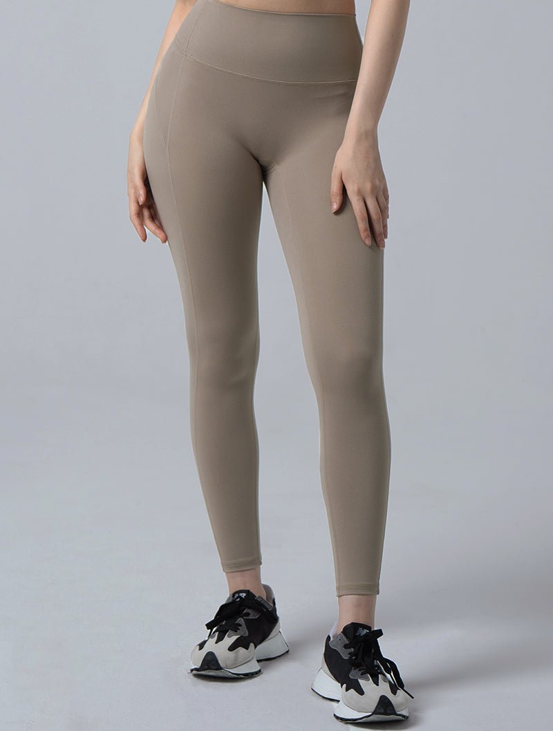 Doux™ 裸感收腹翹臀瑜珈褲24 - 1 (奶茶杏) - AROAK 機能健身服飾 | 專為健人打造