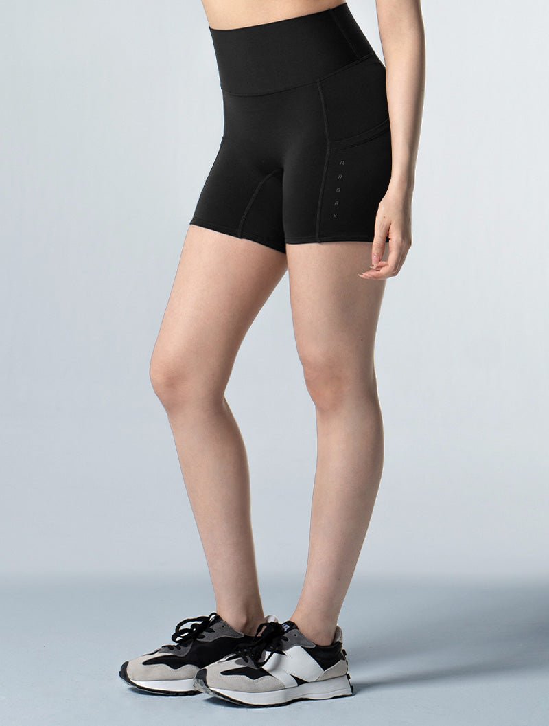 Doux™ 裸感曲線3分瑜珈褲 (黑) - AROAK 機能健身服飾 | 專為健人打造